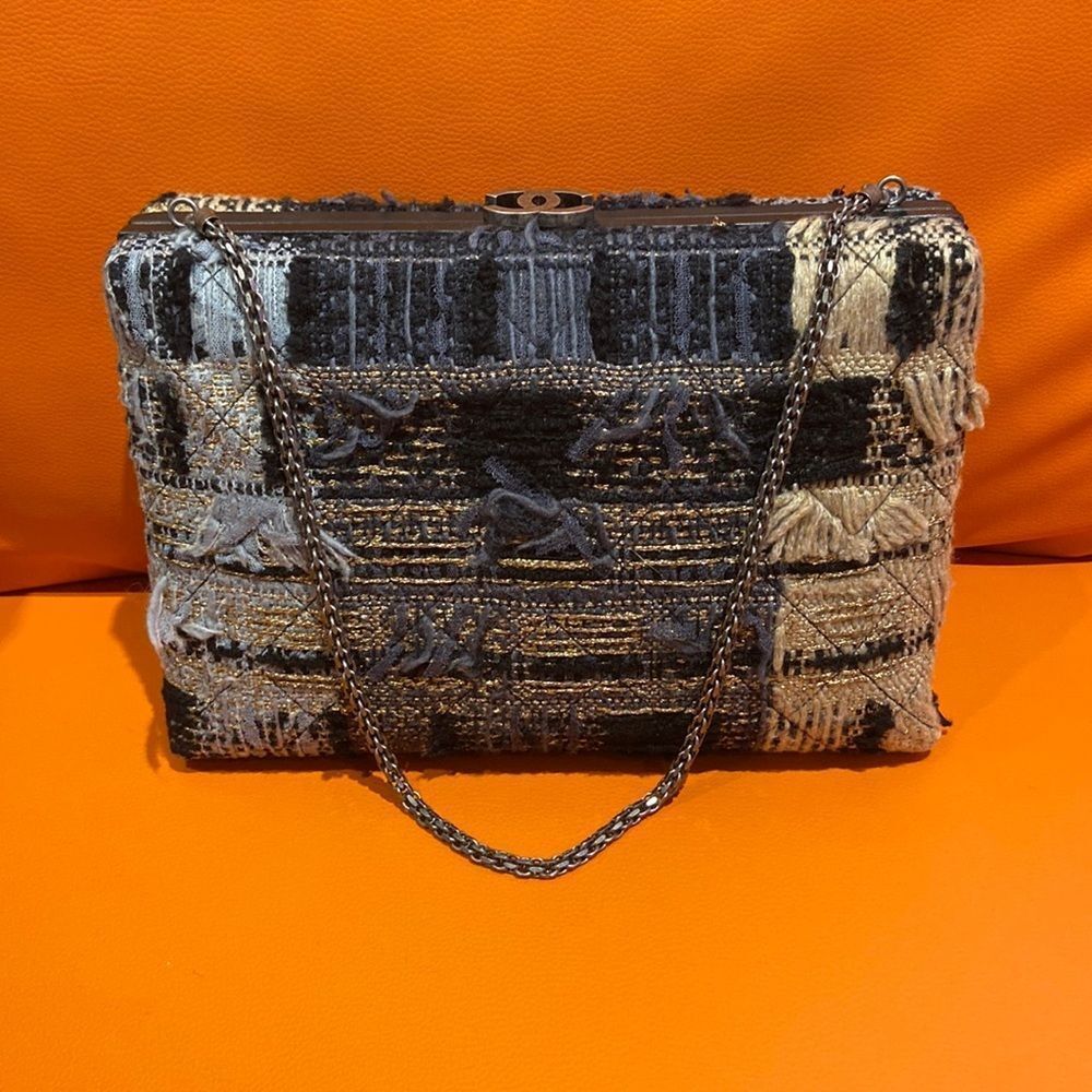 Vintage Chanel Il Quadrato Box Frame Tweed Shoulder Bag Medium